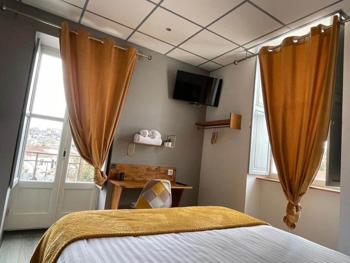 Le Central Hotel-Bar Oloron-Sainte-Marie Zewnętrze zdjęcie